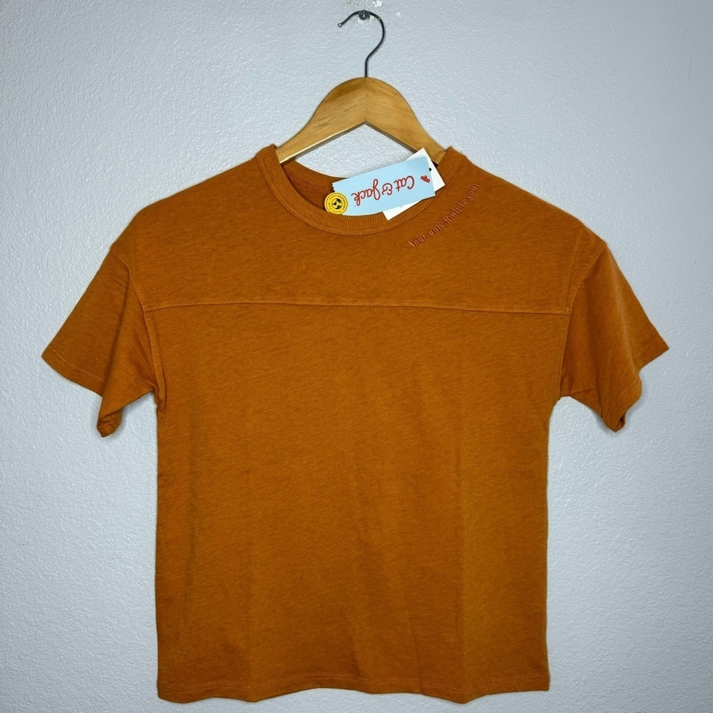 New Boys' Short Sleeve Relaxed Fit T-Shirt Cat & Jack, Color Burnt Yellow